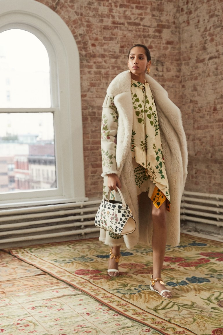 00005-oscar-de-la-renta-new-york-pre-fall-2019