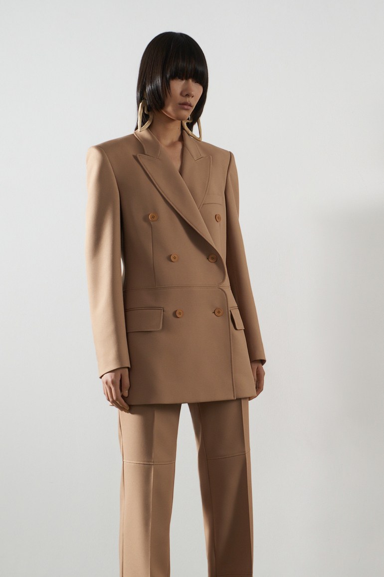 00023-Stella-McCartney-Pre-Fall-2020