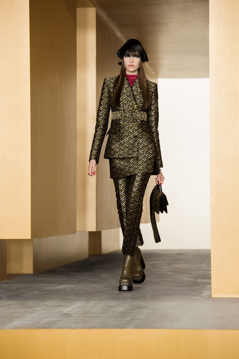 00024-VERSACE-FALL-21