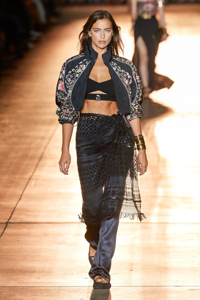 00032-Etro-Spring-22-RTW-MIlan-credit-gorunway