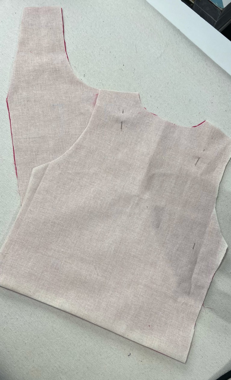 Cómo coser el forro de un chaleco sin mangas – Copycat